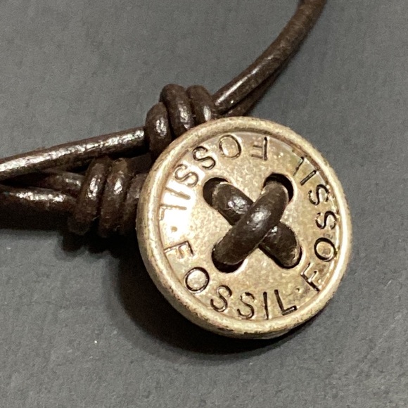 🖤NWOT💕FOSSIL leather bracelet - Picture 4 of 7